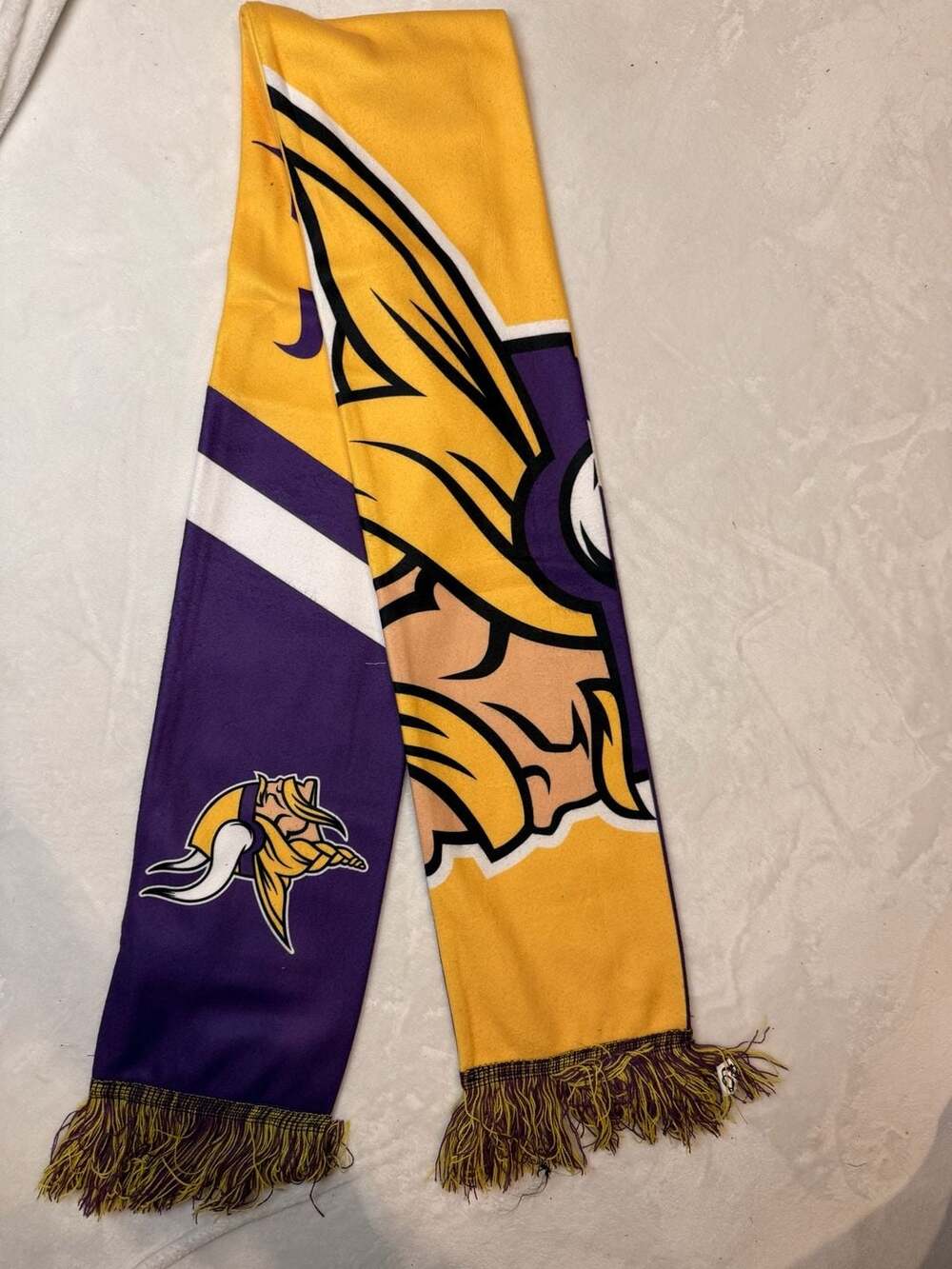 FOCO NFL Minnesota Vikings Official Team Graphic Reversible Printed Scarf New Wi